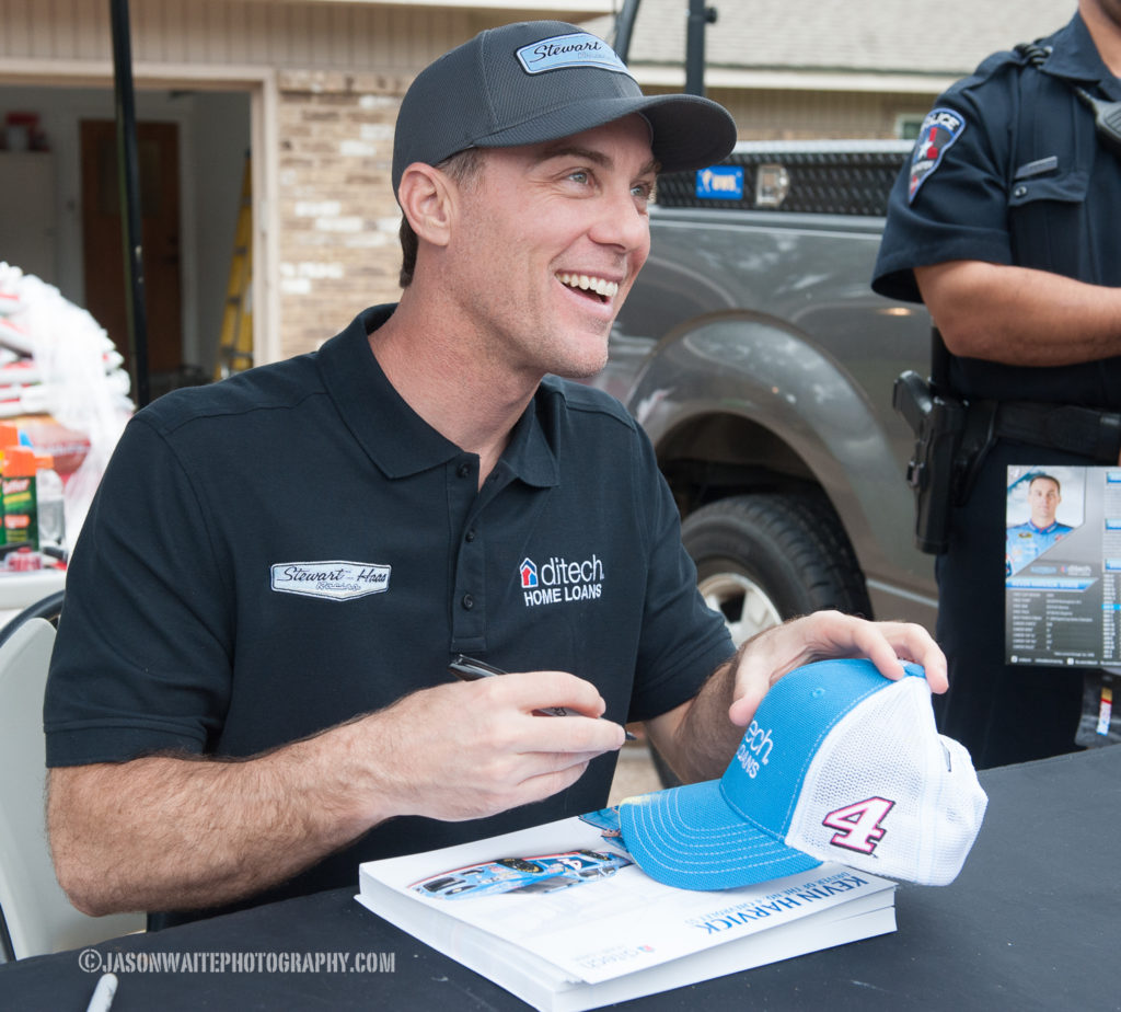 Kevin-Harvick-arlington-tx-event-photographer