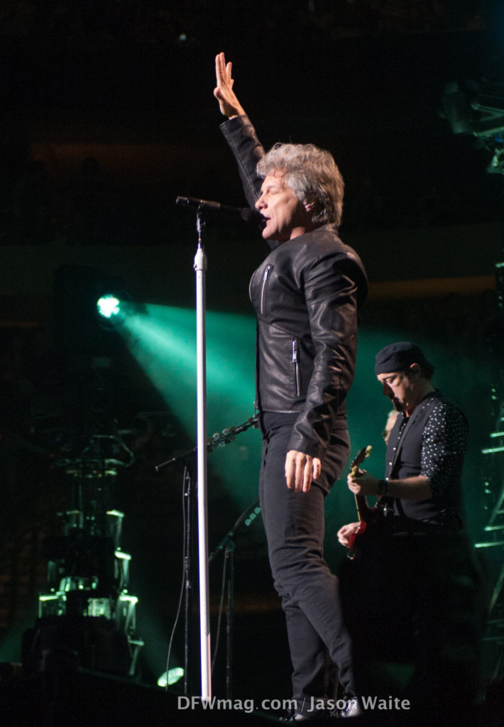 Jon-Bon-Jovi-Dallas-concert-photographer